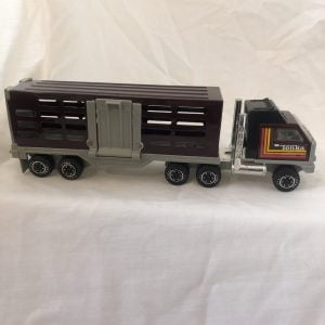 CATTLE TRUCK
