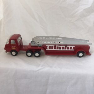 FIRE LADDER TRUCK