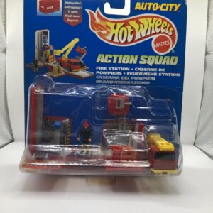 AUTO-CITY   ACTION-SQUAD   HOTWHEELS