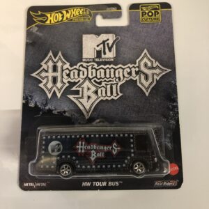 HW TOUR BUS
