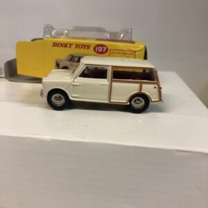 MORRIS MINI TRAVELLER